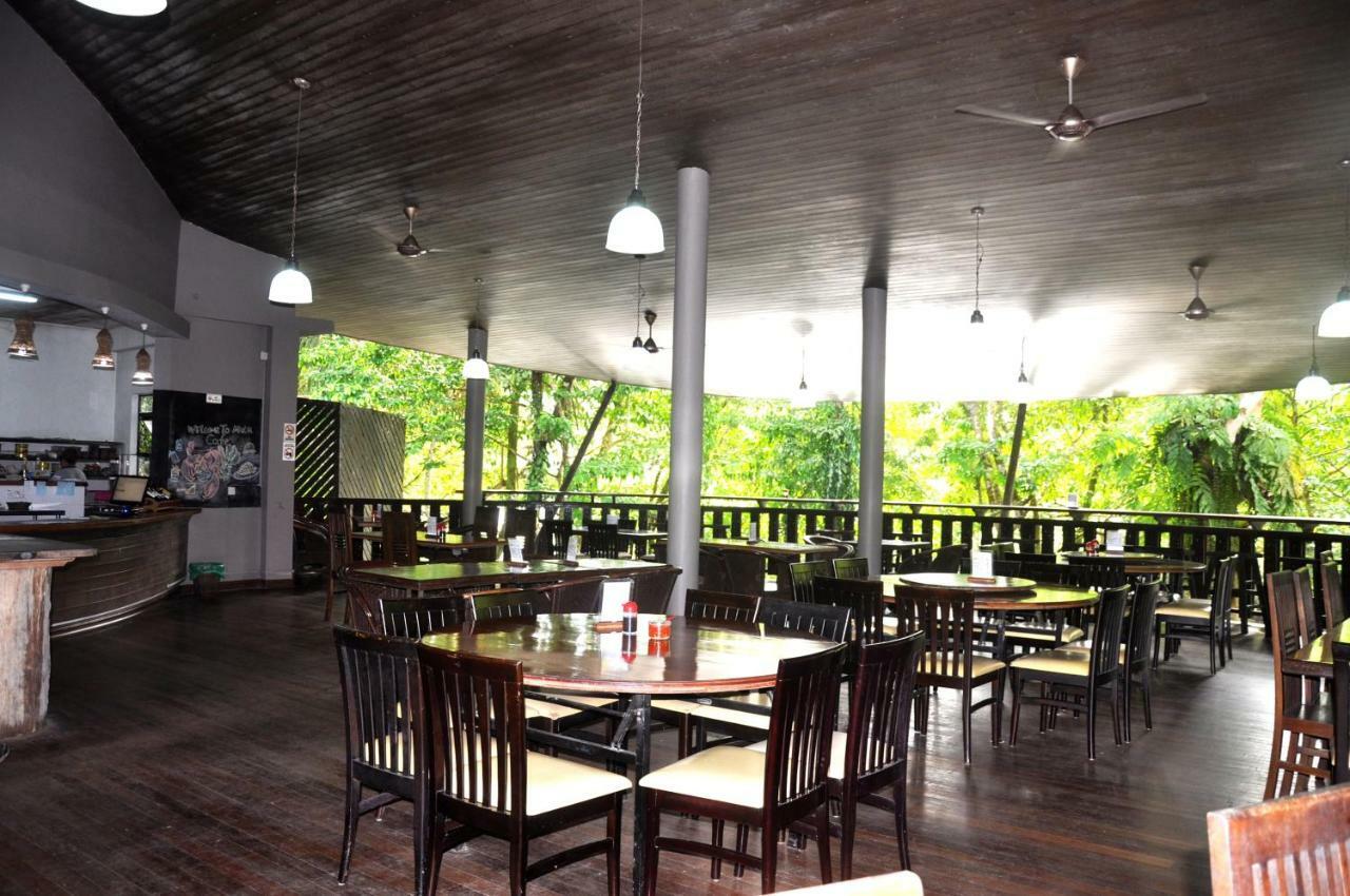 Hotel Mulu National Park Zewnętrze zdjęcie